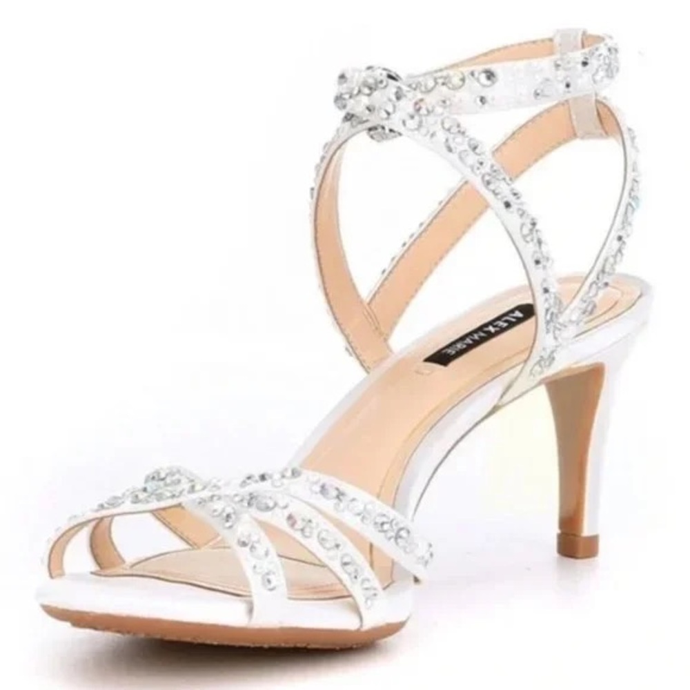 Alex Marie White Crystal Embellished Heels SZ 9 New With Box